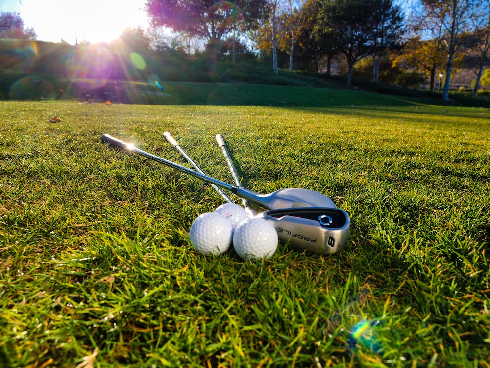 Does A Golf Ball Travel Farther in Hot Weather?