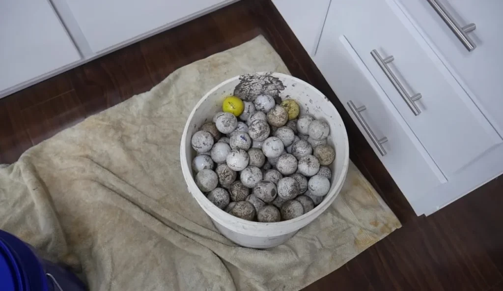 best way to clean golf balls cleaning golf balls dirty golf balls washing golf balls